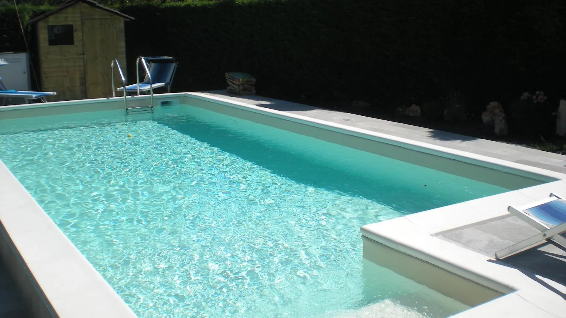 Casetta N.2 Con Piscina Sarola Italy